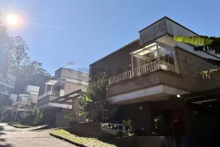 Casa com 2 Quartos à venda, 81m² no Castelanea, Petrópolis