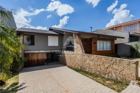 Casa com 4 Quartos à venda, 550m² no Estrela, Ponta Grossa