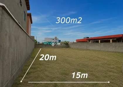 Lote/Terreno à venda, 300m² no Ribanceira, Imbituba