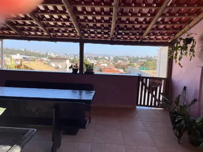 Casa com 3 Quartos à venda, 160m² no Senhora das Graças, Betim