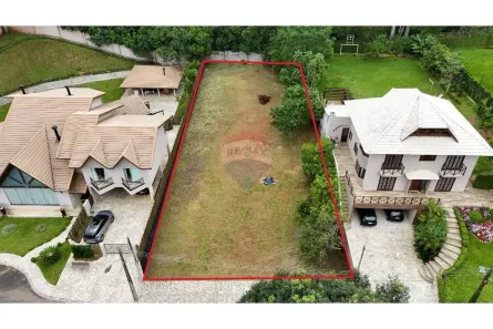 Lote/Terreno à venda, 1052m² no Butiatuvinha, Curitiba