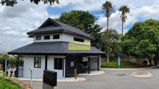 Sobrado com 4 Quartos à venda, 600m² no Anhangabaú, Jundiaí