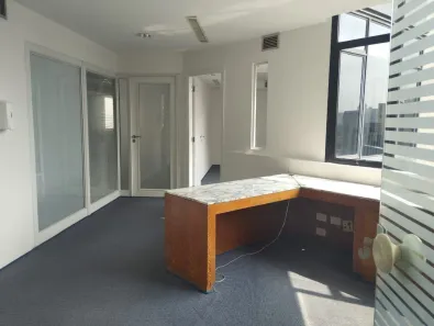 Sala Comercial para alugar, 220m² no Cidade Monções, São Paulo