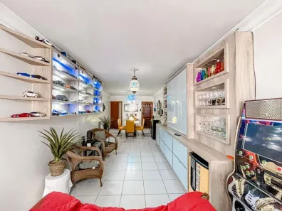 Apartamento com 3 Quartos à venda, 270m² no Centro, Balneário Camboriú
