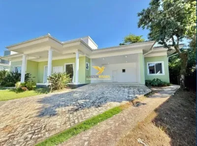 Casa com 3 Quartos para alugar, 421m² no Ponta de Baixo, São José