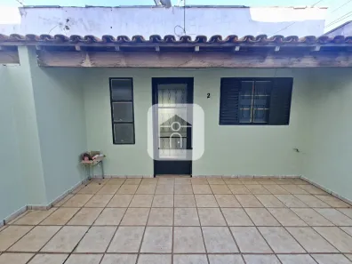  com 2 Quartos para alugar, 50m² no Osvaldo Rezende, Uberlândia