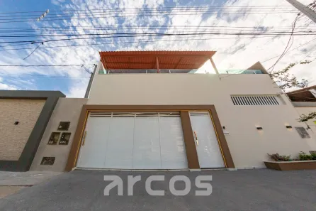 Casa com 4 Quartos à venda, 262m² no Farolândia, Aracaju