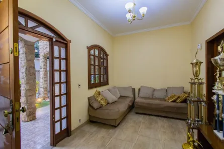 Casa com 5 Quartos à venda, 489m² no Santa Lúcia, Belo Horizonte