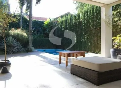 Casa com 4 Quartos à venda, 402m² no Jardim Petrópolis, São Paulo
