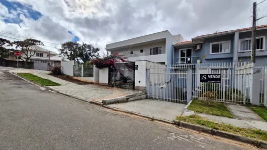 Sobrado com 2 Quartos à venda, 159m² no Santa Cândida, Curitiba