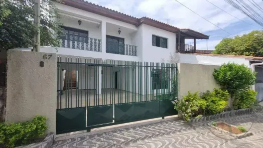 Casa com 3 Quartos à venda, 249m² no Vila Domingues, Votorantim
