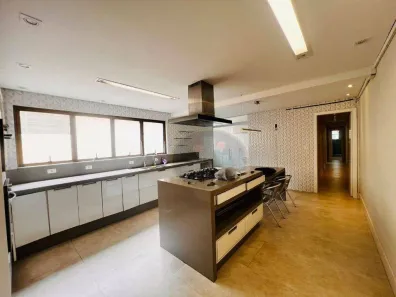 Casa com 4 Quartos para venda ou aluguel, 300m² no Embaré, Santos