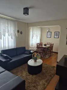Apartamento com 2 Quartos para alugar, 50m² no Colônia Dona Luíza, Ponta Grossa