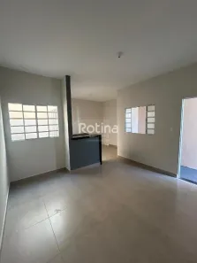 Casa com 1 Quarto à venda, 36m² no Segismundo Pereira, Uberlândia