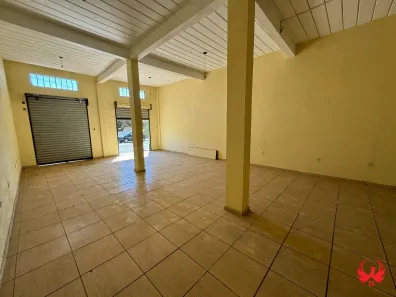 Ponto Comercial para alugar, 78m² no Oitis, Contagem