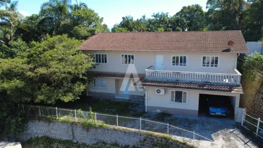Lote/Terreno à venda, 817m² no Saguaçu, Joinville