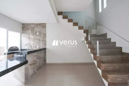 Casa com 3 Quartos à venda, 112m² no Novo Mundo, Uberlândia