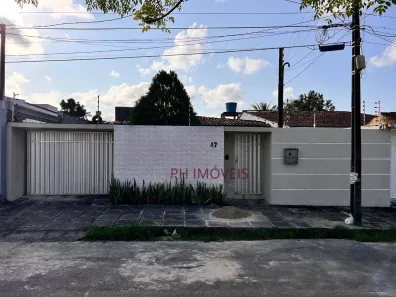 Casa de Condomínio com 5 Quartos à venda, 232m² no Jardim Petrópolis, Maceió