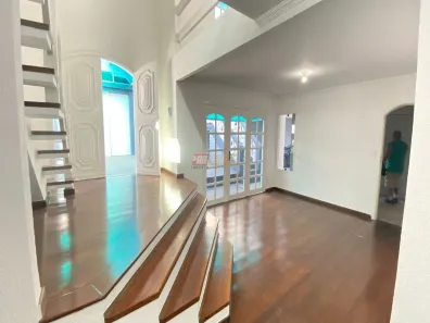 Casa com 3 Quartos à venda, 373m² no Parque Terra Nova, São Bernardo do Campo