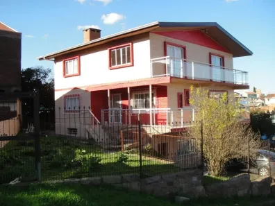 Casa com 4 Quartos à venda, 294m² no Pioneiro, Caxias do Sul