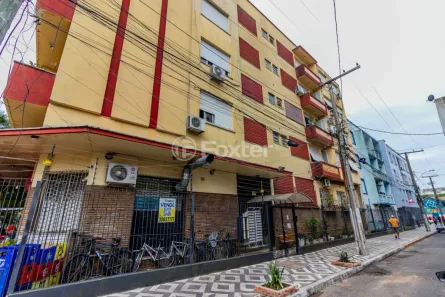 Apartamento com 2 Quartos à venda, 75m² no Santana, Porto Alegre