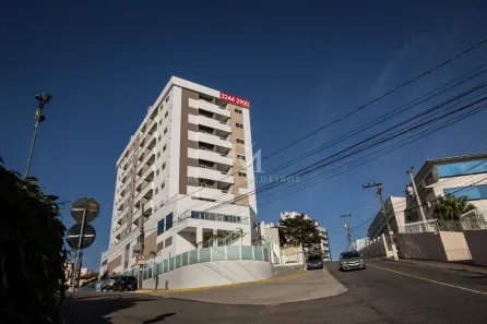 Apartamento com 3 Quartos à venda, 131m² no Capoeiras, Florianópolis