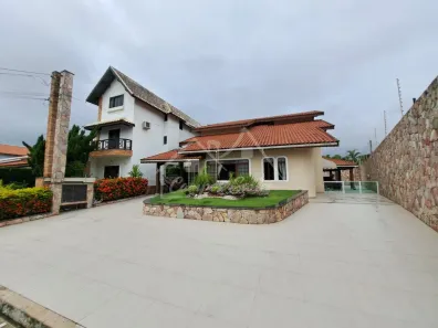 Sobrado com 6 Quartos à venda, 323m² no , Peruíbe