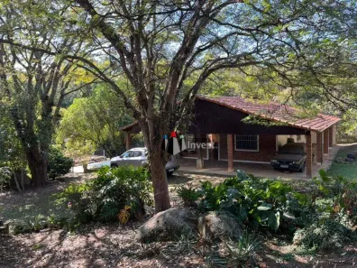 Fazenda/Sítio com 3 Quartos à venda, 369m² no Chácaras Alpina, Valinhos