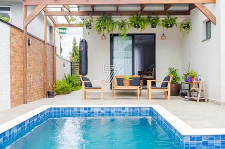 Casa de Condomínio com 4 Quartos à venda, 354m² no São Braz, Curitiba