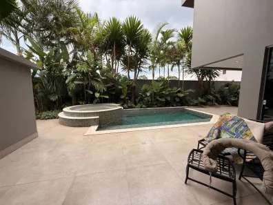 Casa de Condomínio com 4 Quartos à venda, 642m² no Morada da Colina, Uberlândia