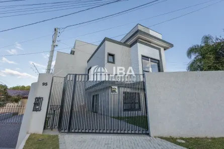Sobrado com 3 Quartos à venda, 144m² no Boqueirão, Curitiba