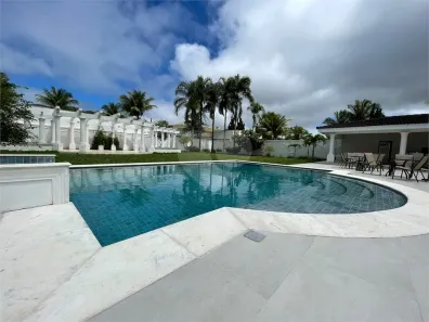 Casa com 6 Quartos para alugar, 900m² no Jardim Acapulco, Guarujá