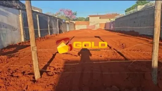 Lote/Terreno à venda, 350m² no Jardim das Palmeiras, Uberlândia