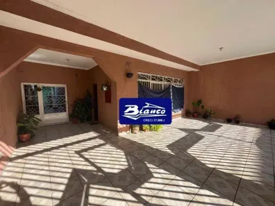 Sobrado com 4 Quartos à venda, 337m² no Vila Milton, Guarulhos