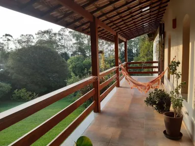 Casa com 3 Quartos à venda, 324m² no Chácaras Bartira, Embu das Artes