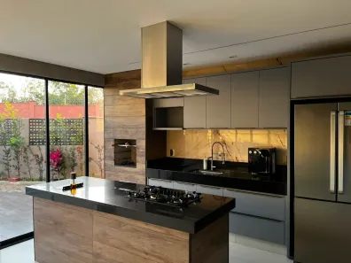 Casa com 3 Quartos à venda, 200m² no Residencial Condomínio Jardim Veneza, Senador Canedo