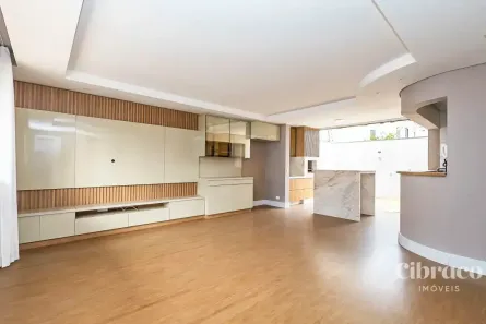 Sobrado com 3 Quartos para alugar, 176m² no Vista Alegre, Curitiba