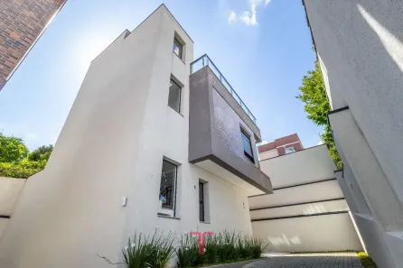 Casa com 3 Quartos à venda, 147m² no Lindóia, Curitiba