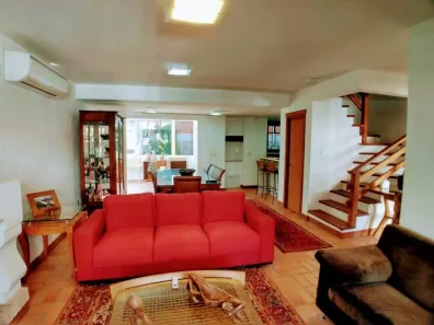 Casa com 3 Quartos à venda, 178m² no Laje de Pedra, Canela