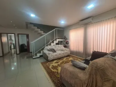 Casa de Condomínio com 3 Quartos à venda, 131m² no Vila Aviação, Bauru