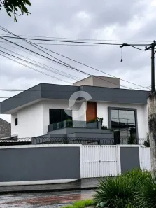 Casa com 4 Quartos à venda, 175m² no Piratininga, Niterói