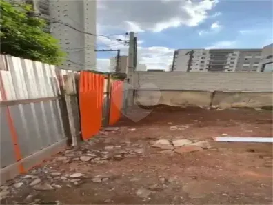 Lote/Terreno à venda, 200m² no Vila Gomes Cardim, São Paulo