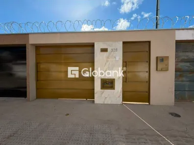 Casa com 3 Quartos para alugar, 70m² no Renascença, Montes Claros