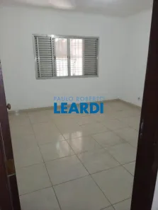 Casa com 2 Quartos para alugar, 81m² no Vila Gilda, Santo André