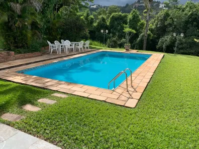 Casa de Condomínio com 3 Quartos para alugar, 500m² no Vila Del Rey, Nova Lima