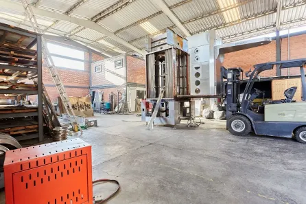 Galpão/Depósito/Armazém à venda, 500m² no Cidade Industrial, Curitiba