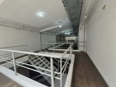 Ponto Comercial para alugar, 343m² no República, São Paulo