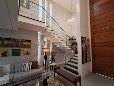 Casa de Condomínio com 3 Quartos à venda, 270m² no Quiririm, Taubaté