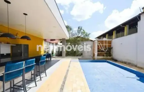 Casa com 5 Quartos para alugar, 300m² no Sagrada Família, Belo Horizonte