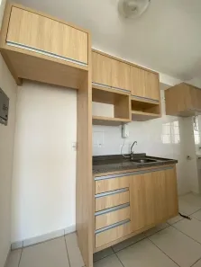 Apartamento com 3 Quartos para alugar, 72m² no Tiradentes, Campo Grande